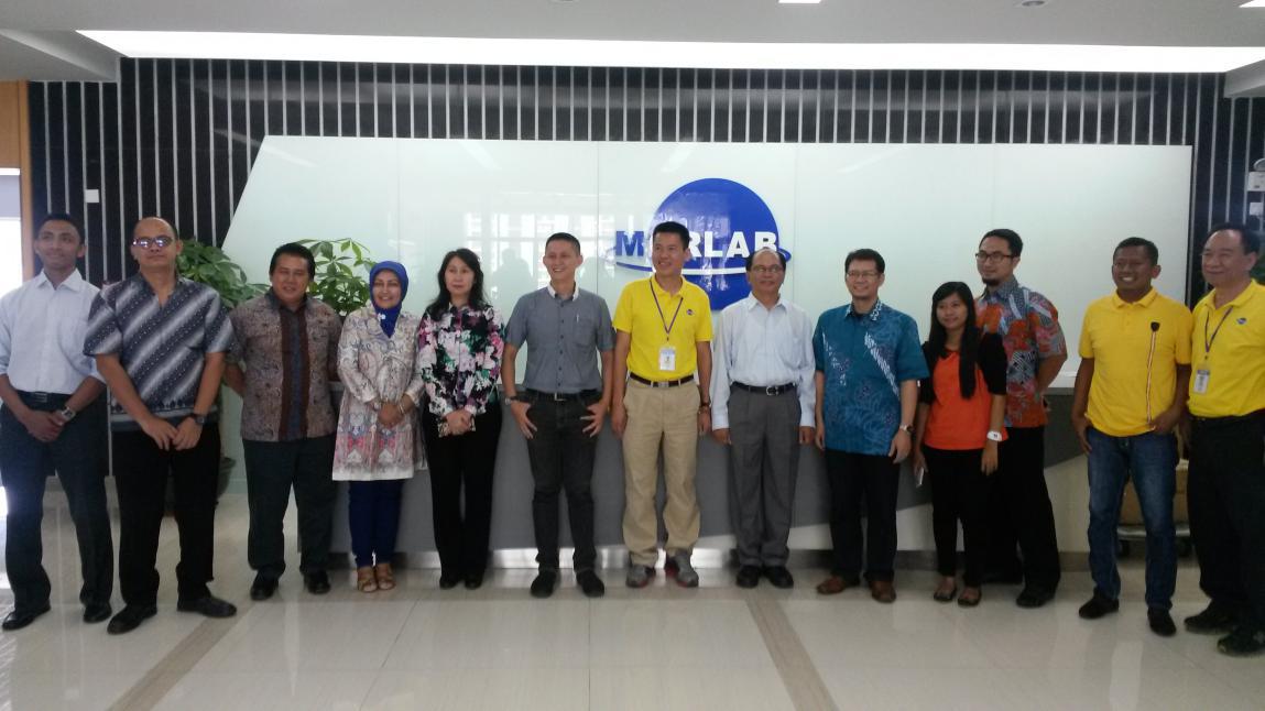 印尼工业部代表团到摩尔实验室参观考察