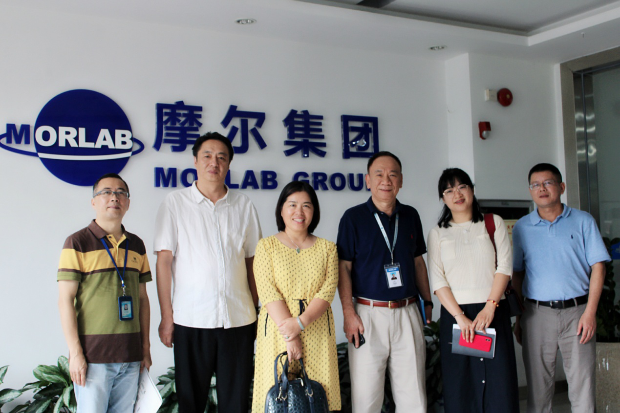【摩尔新闻】深圳第二高级技工学校一行来访摩尔实验室
